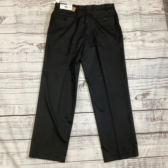 1610. Men’s Izod Black Textured Slacks NWT Size 36x32 - Picture 4 of 5